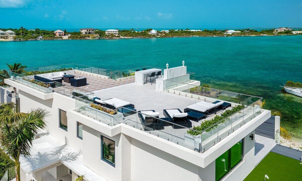 Photo of Patio Balcony in Ocean Point