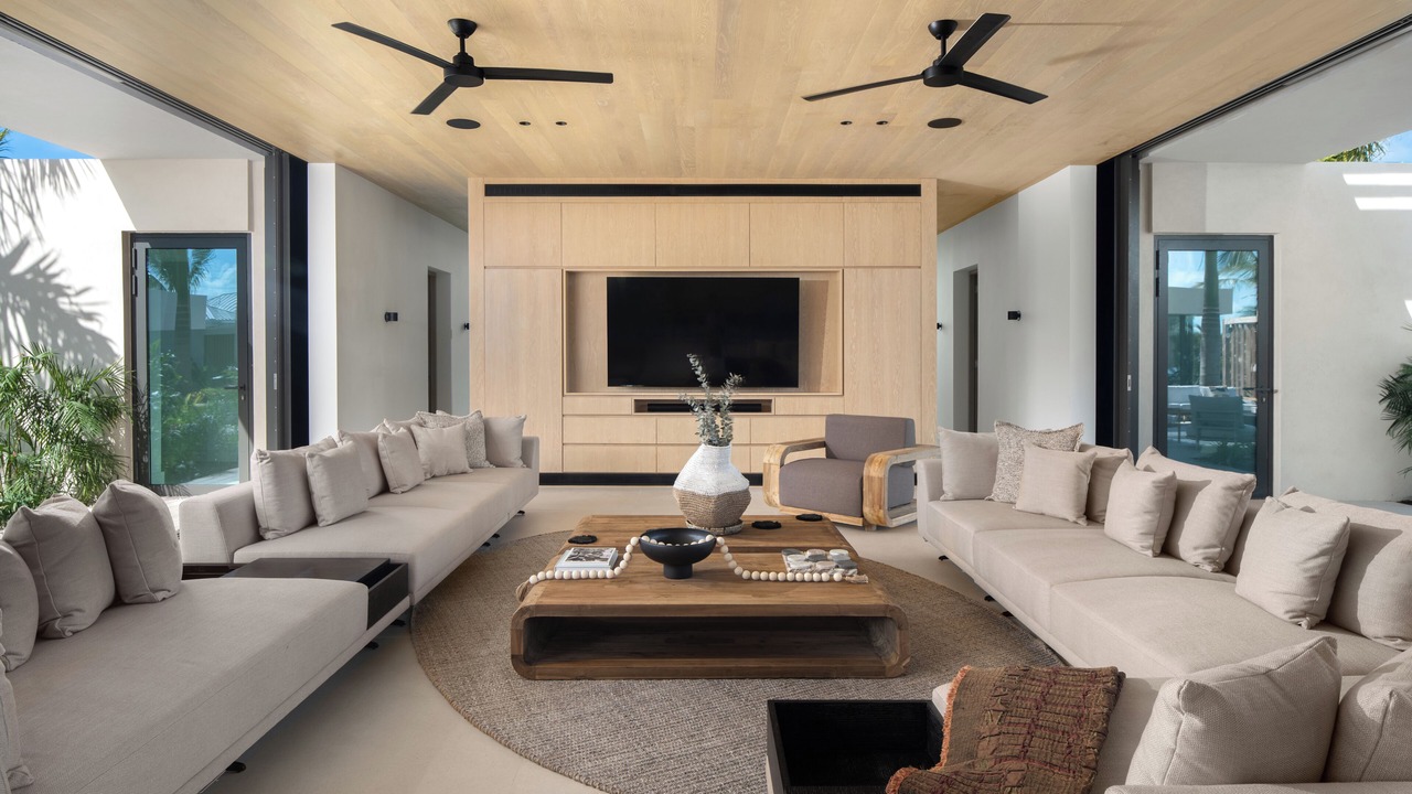Photo of Livingroom in Leeward Settlement