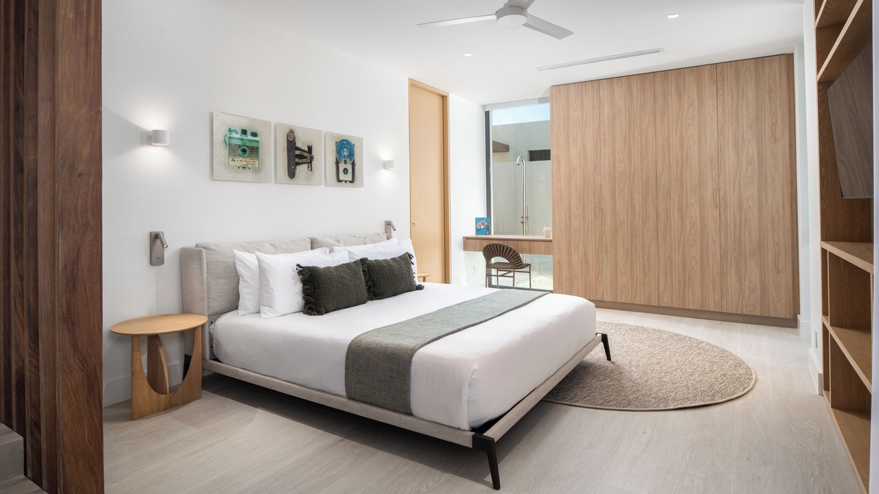 Photo of Bedroom in Leeward Settlement