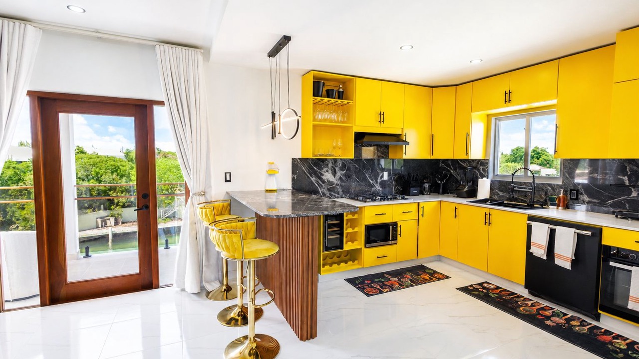 Photo of Kitchen in Discovery Bay