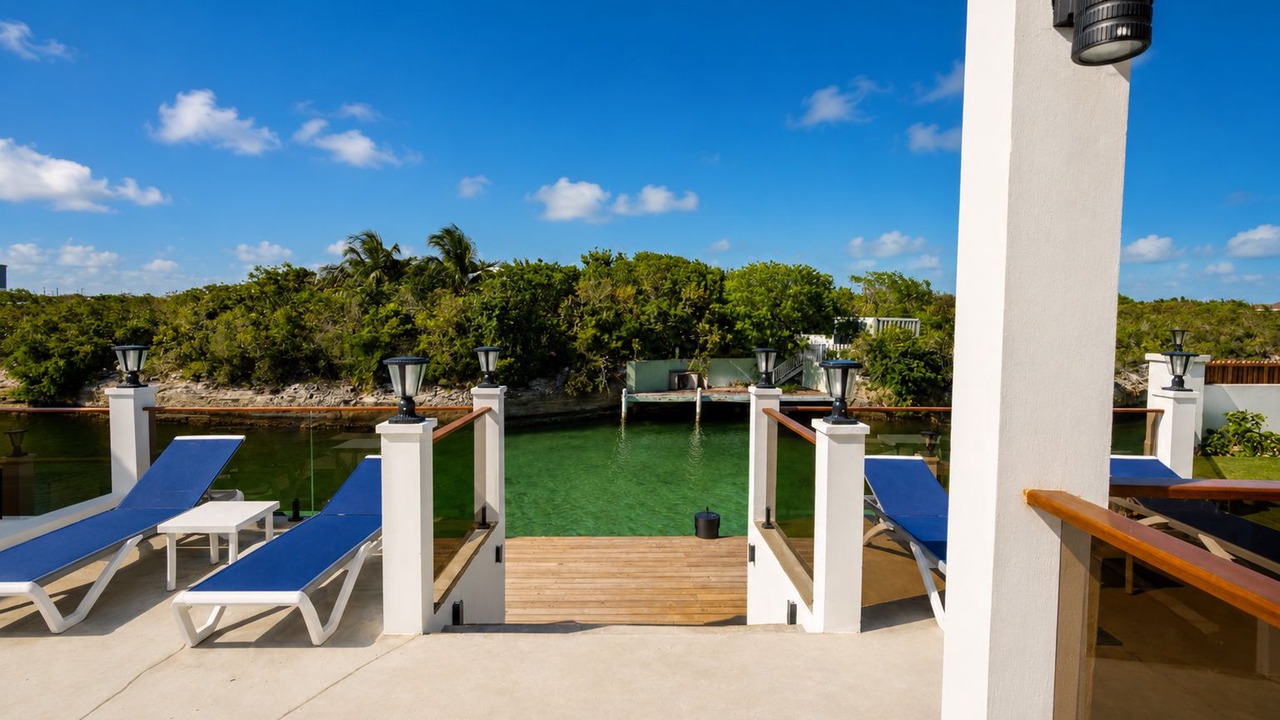 Photo of Outdoor in Discovery Bay