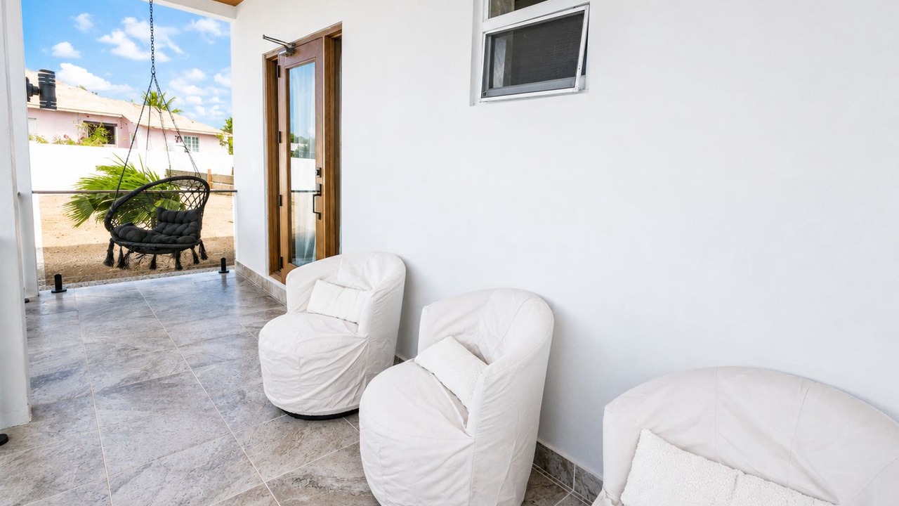 Photo of Patio Balcony in Discovery Bay