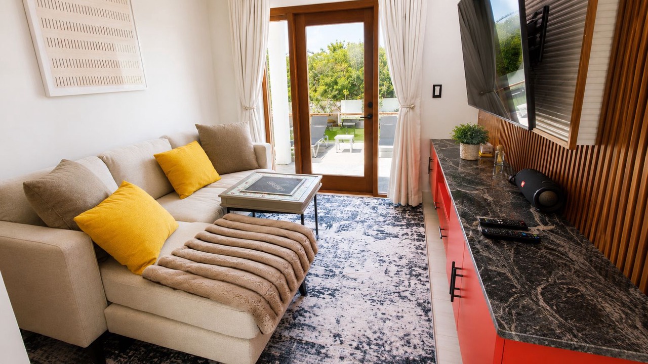 Photo of Livingroom in Discovery Bay