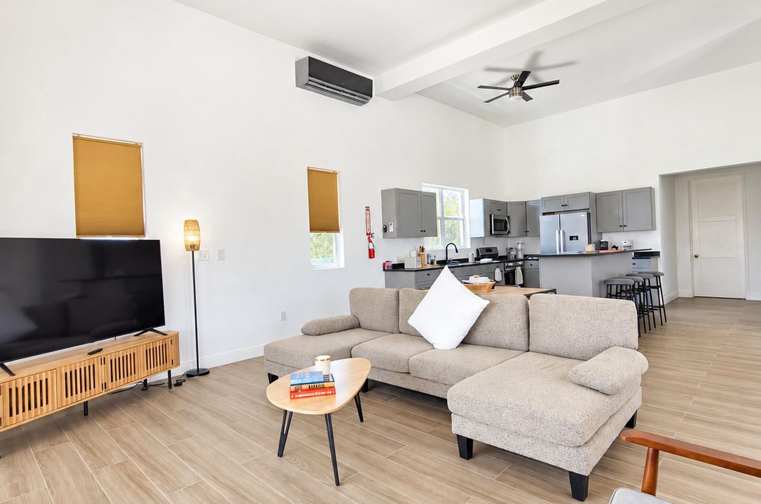 Photo of Livingroom in Discovery Bay