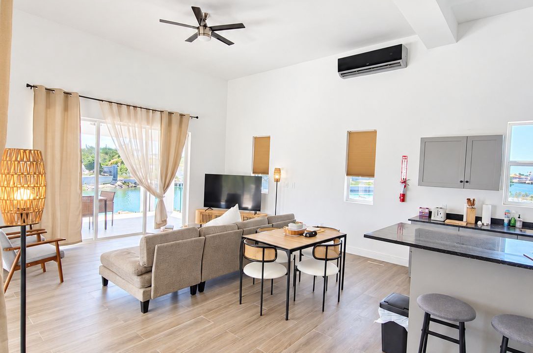 Photo of Livingroom in Discovery Bay
