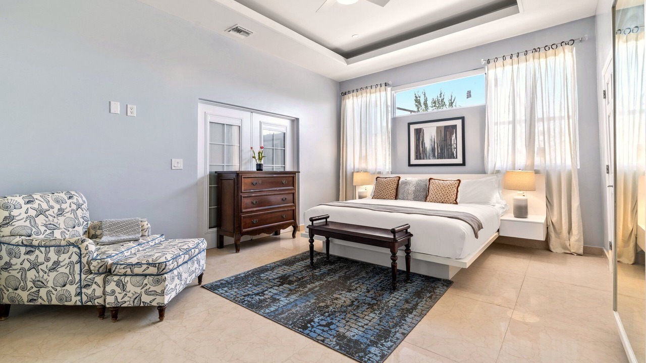 Photo of Bedroom in Long Bay