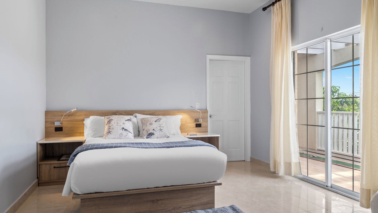Photo of Bedroom in Long Bay