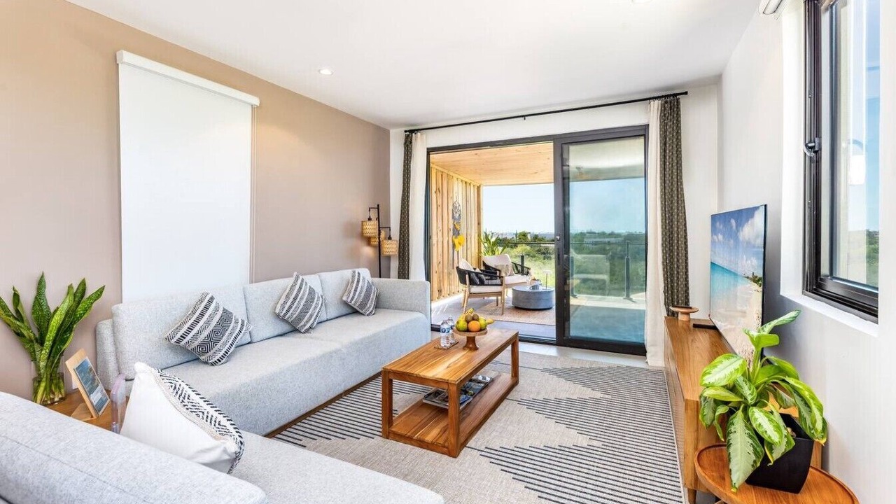 Photo of Livingroom in Long Bay