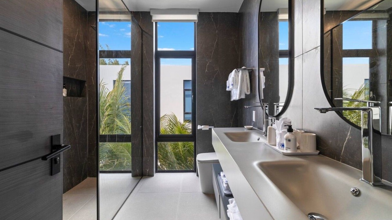 Photo of Bathroom in Blue Hills