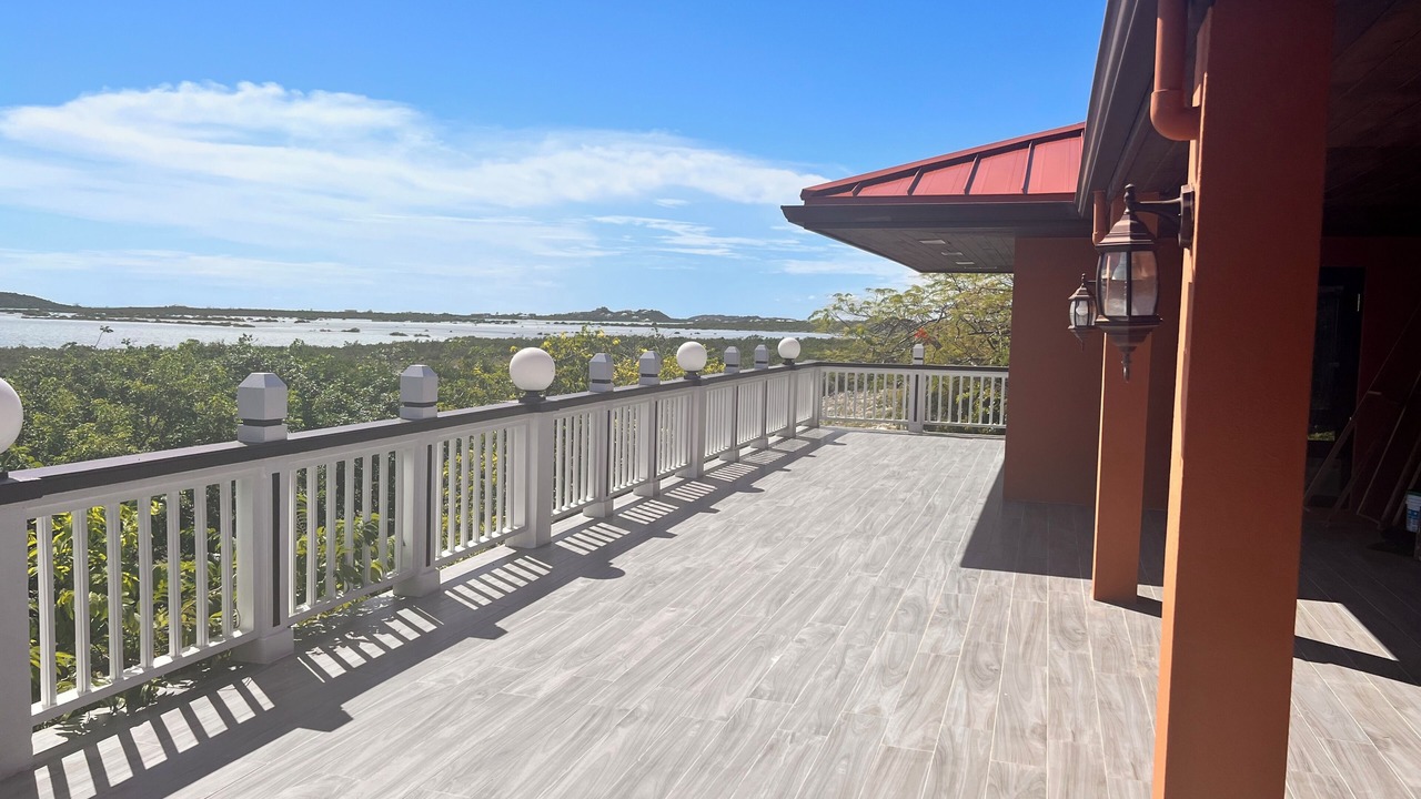 Photo of Patio Balcony in The Bight