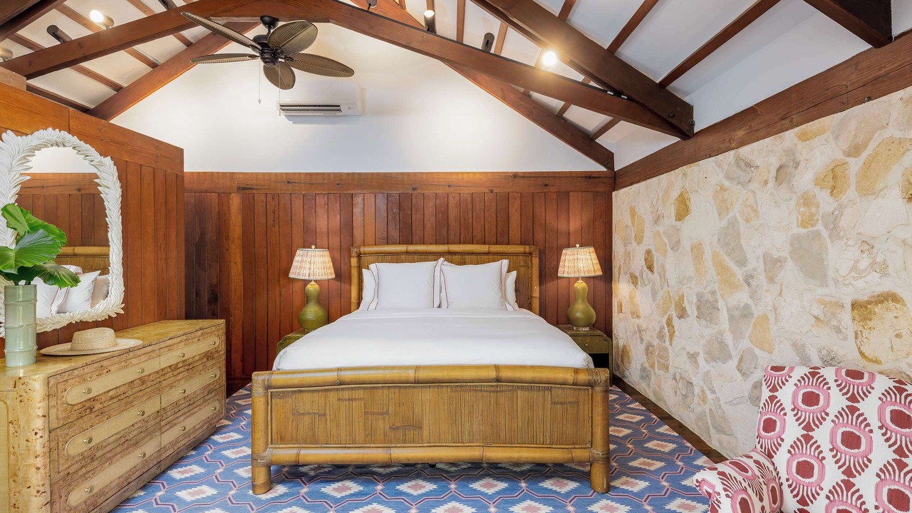 Photo of Bedroom in Leeward Settlement