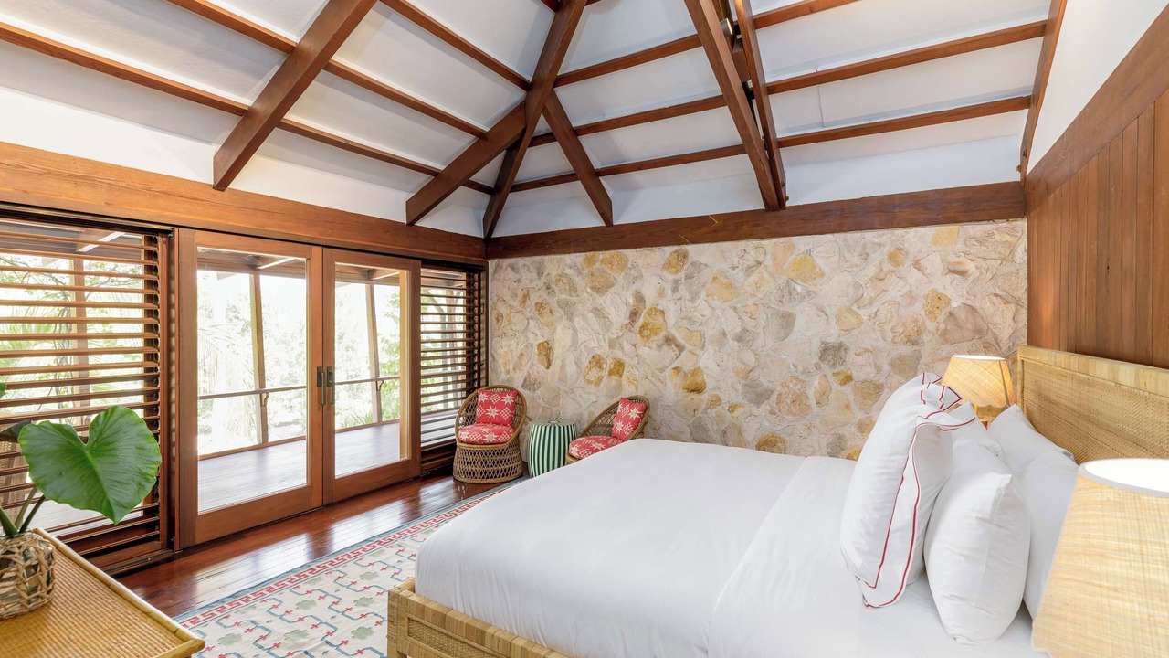 Photo of Bedroom in Leeward Settlement