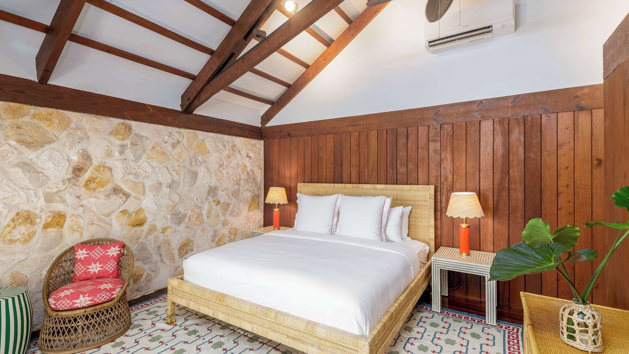 Photo of Bedroom in Leeward Settlement