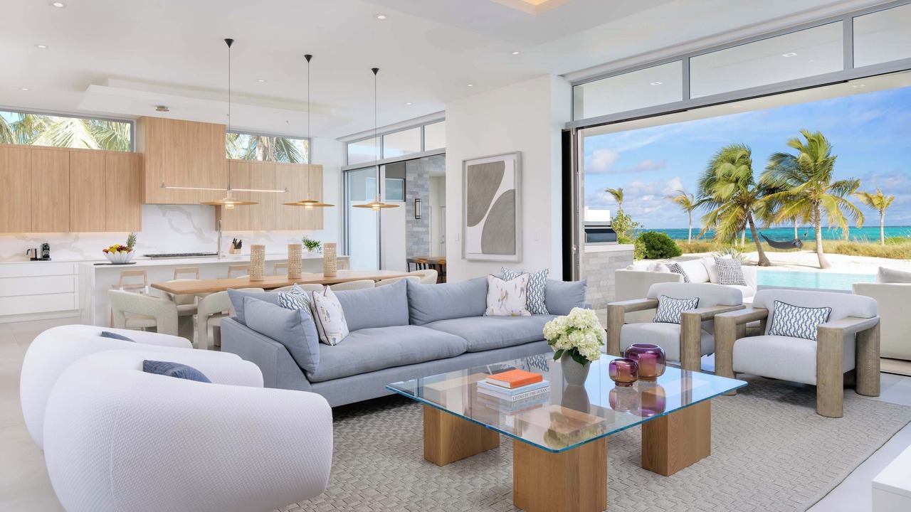 Photo of Livingroom in Grace Bay West