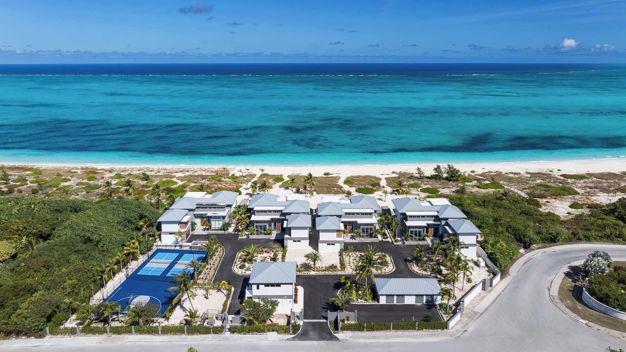 Photo of Outdoor in Grace Bay West