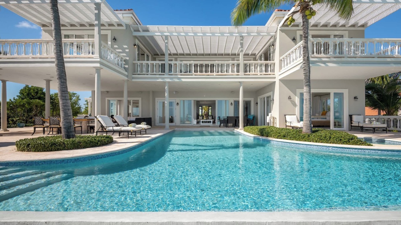 Photo of Outdoor in Long Bay Hills