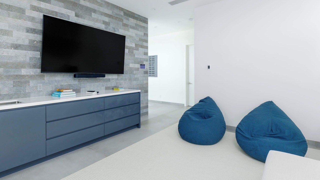 Photo of Bedroom in Grace Bay West