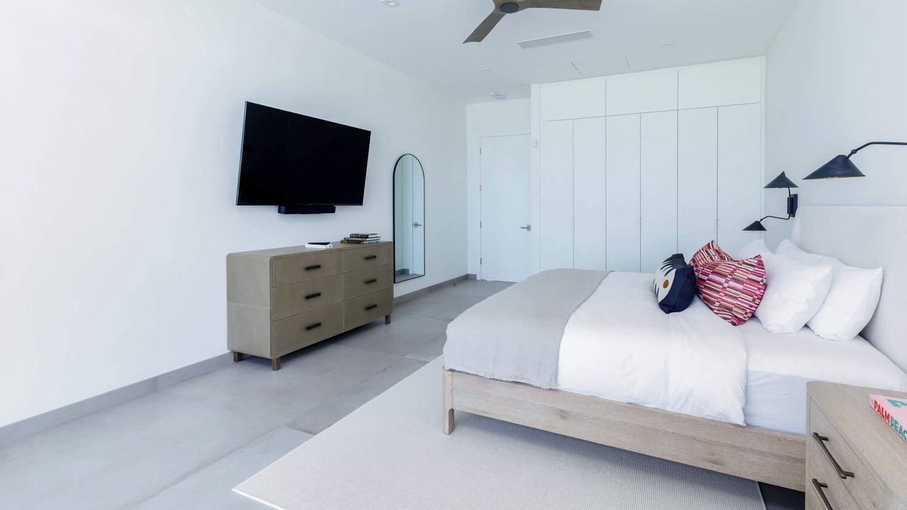 Photo of Bedroom in Grace Bay West