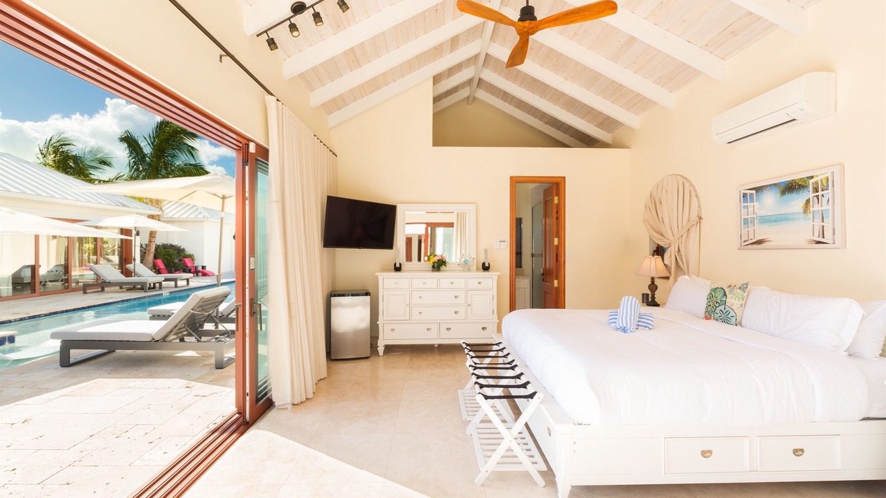 Photo of Bedroom in Leeward Settlement