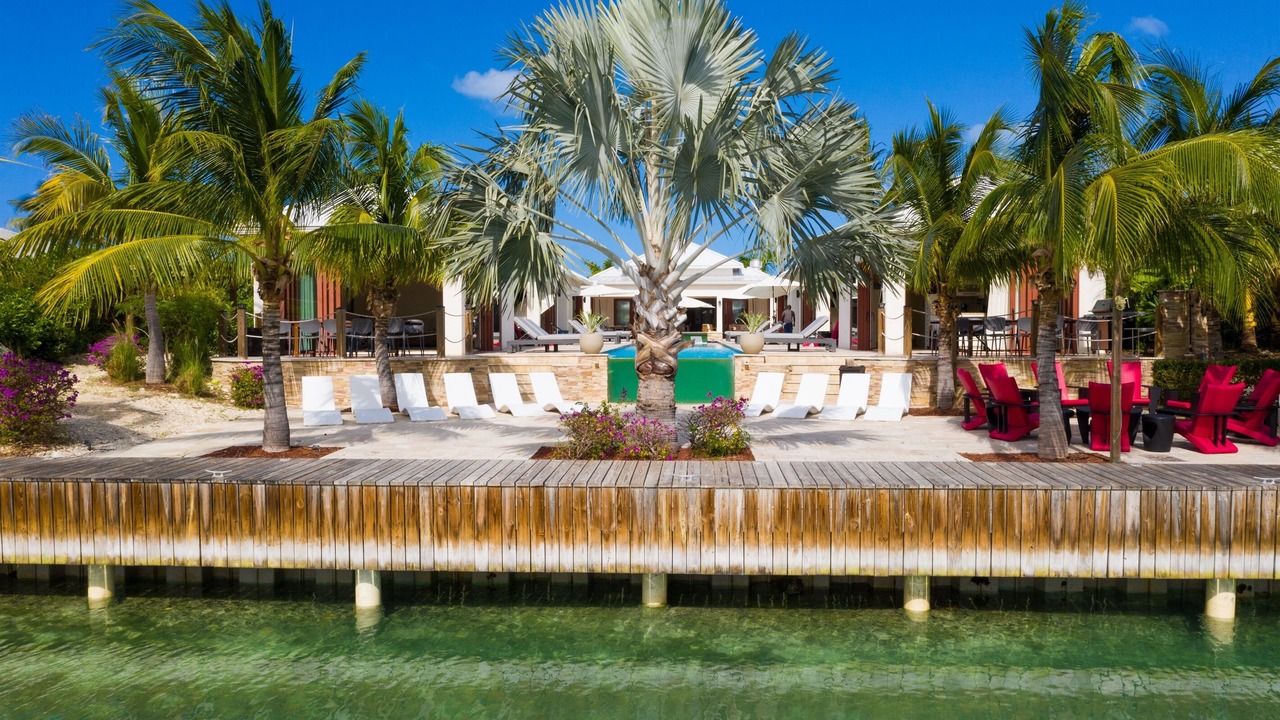 Photo of Outdoor in Leeward Settlement
