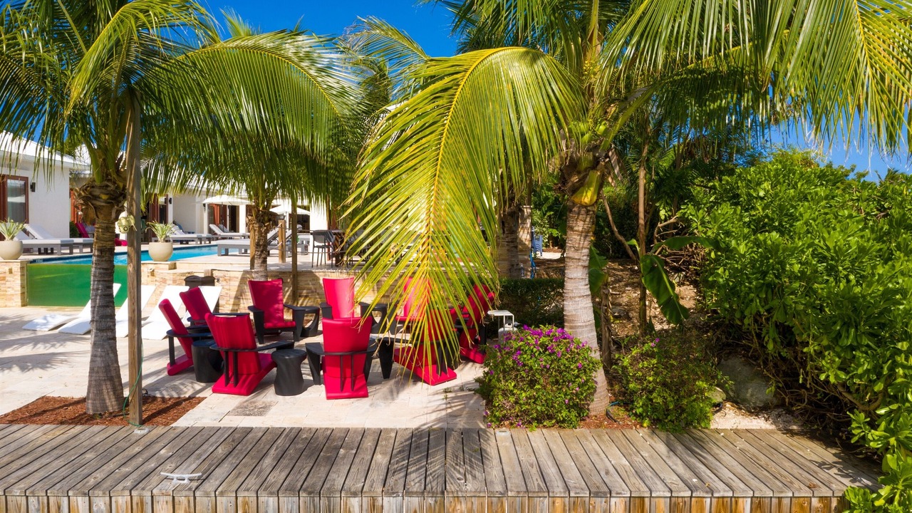 Photo of Outdoor in Leeward Settlement
