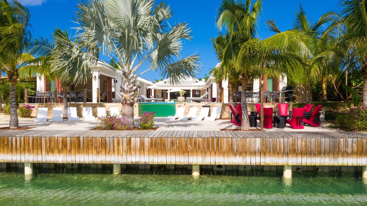 Photo of Outdoor in Leeward Settlement