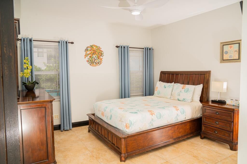 Photo of Bedroom in Long Bay