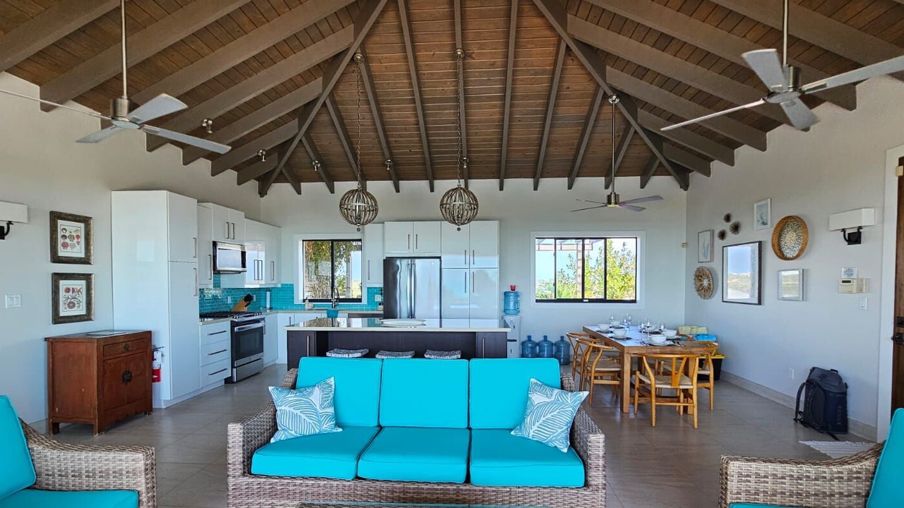 Photo of Livingroom in Juba Sound