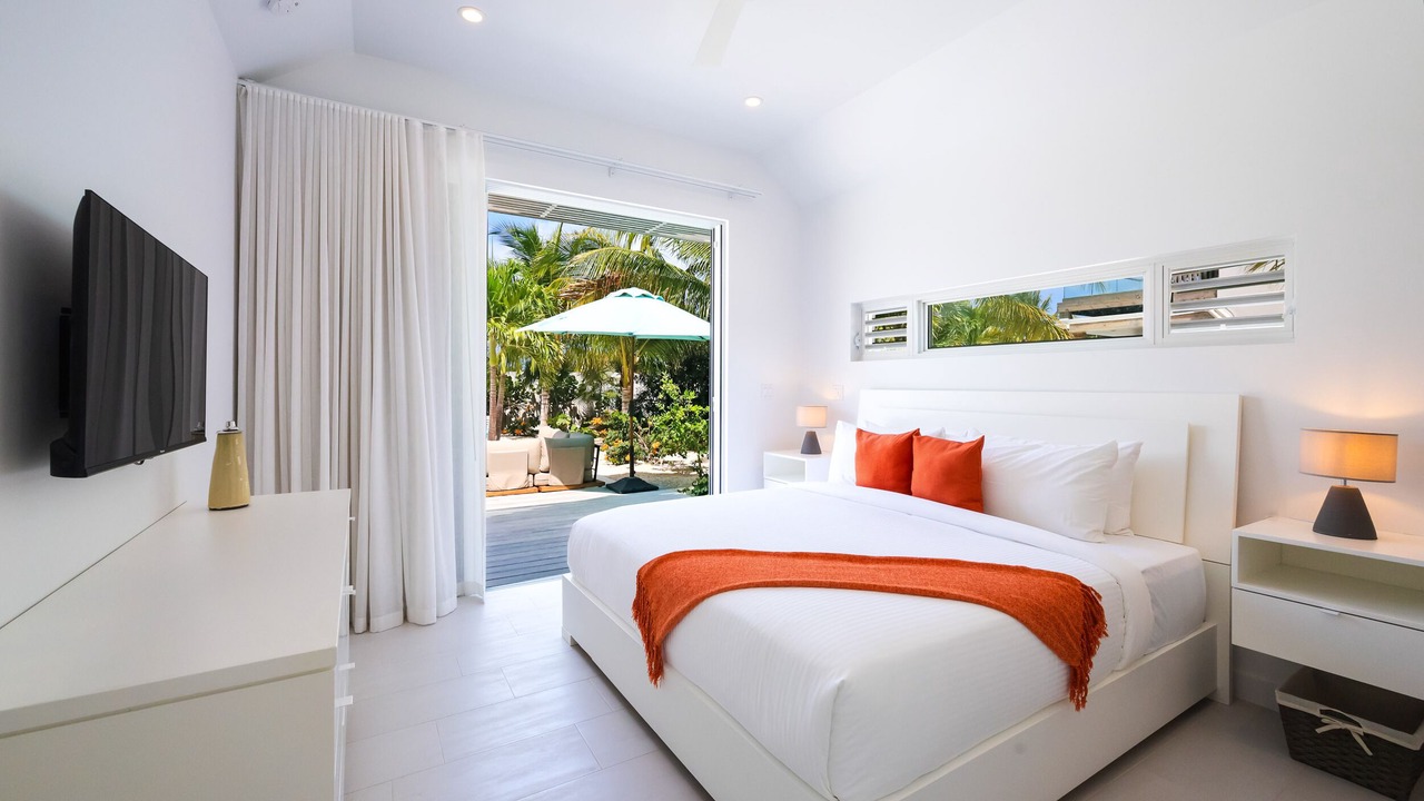 Photo of Bedroom in Leeward Settlement