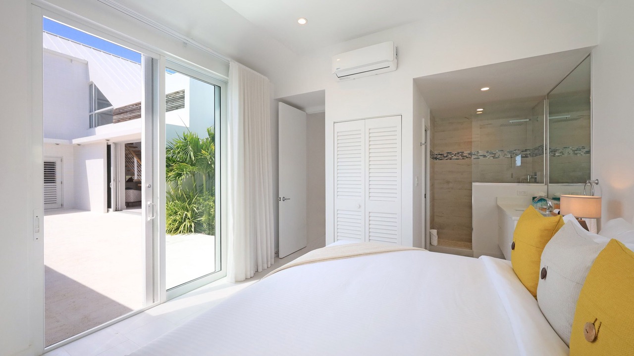 Photo of Bedroom in Leeward Settlement