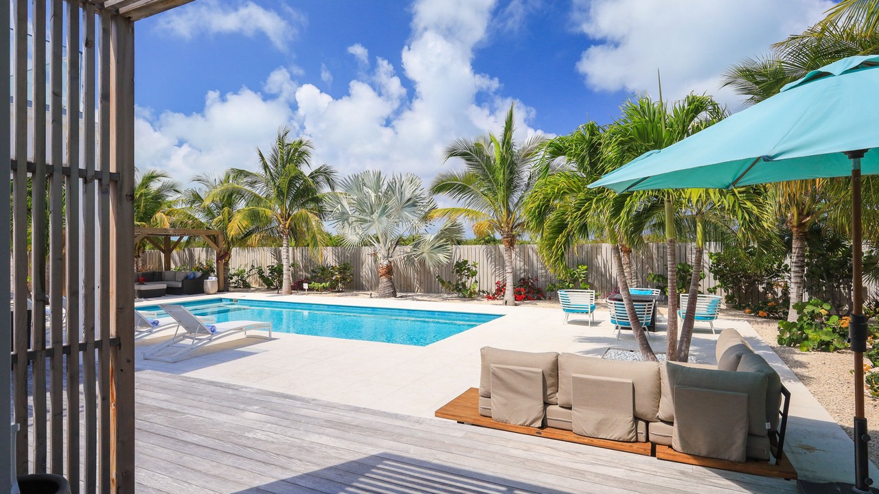 Photo of Outdoor in Leeward Settlement
