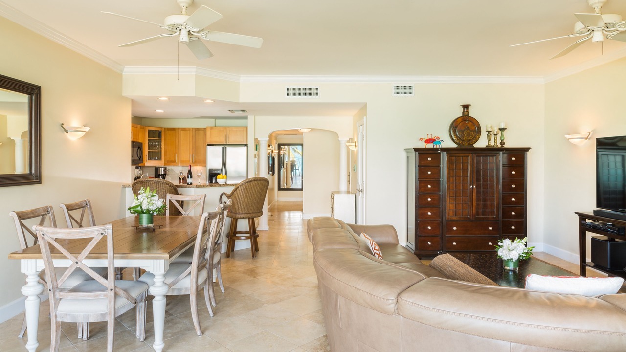 Photo of Livingroom in Grace Bay