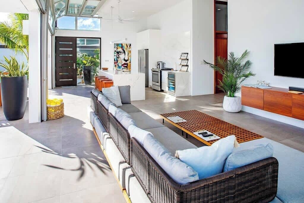 Photo of Livingroom in Long Bay