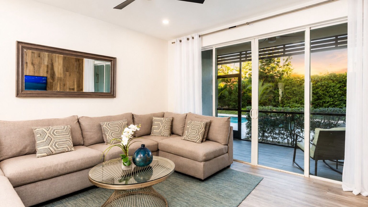 Photo of Livingroom in Grace Bay Hills