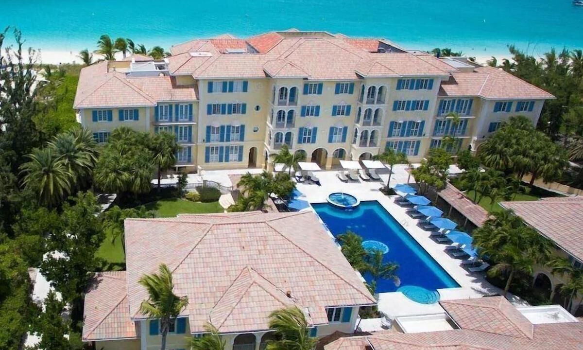 Photo of Others in Grace Bay