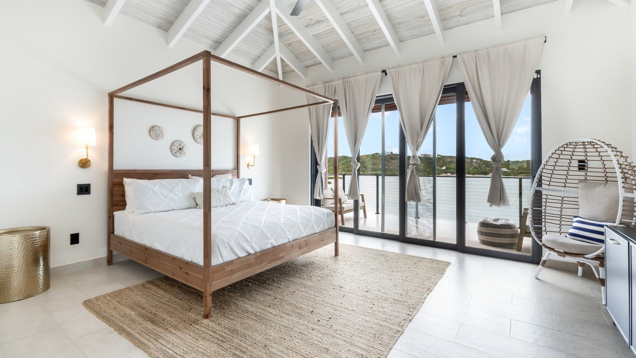 Photo of Bedroom in Venetian Road Settlement