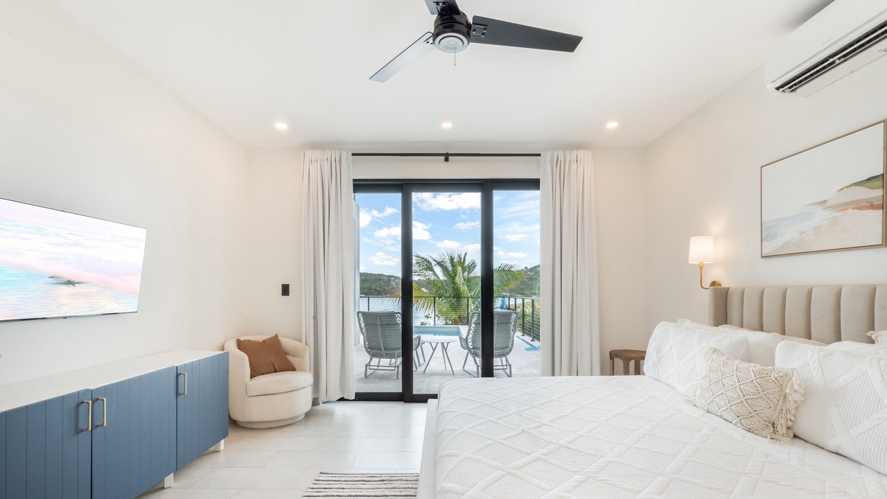 Photo of Bedroom in Venetian Road Settlement