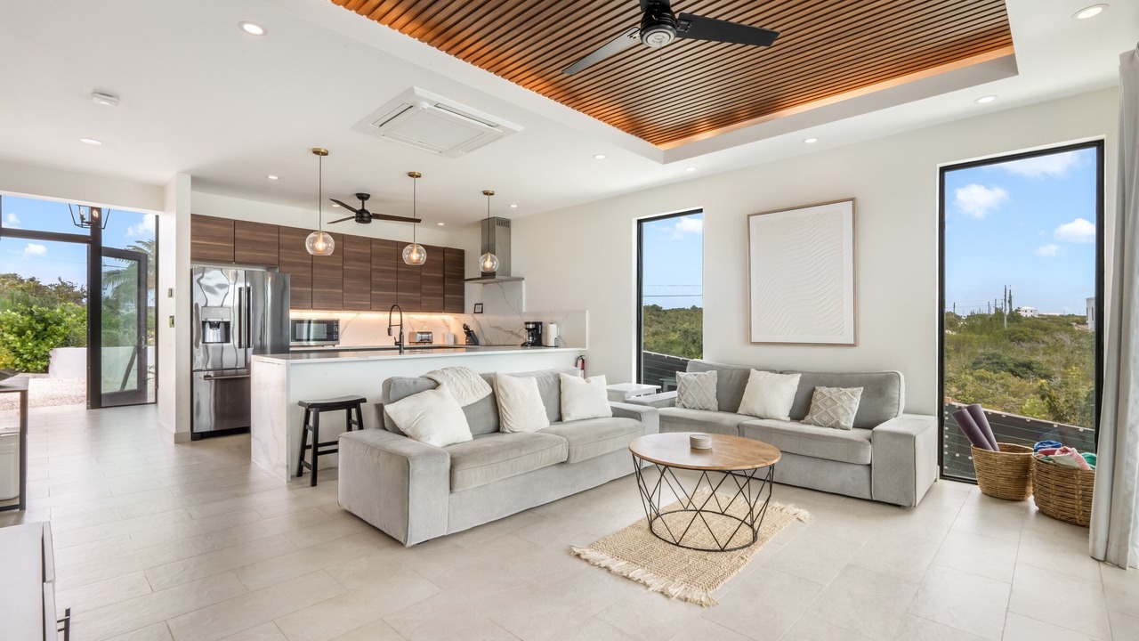 Photo of Livingroom in Venetian Road Settlement