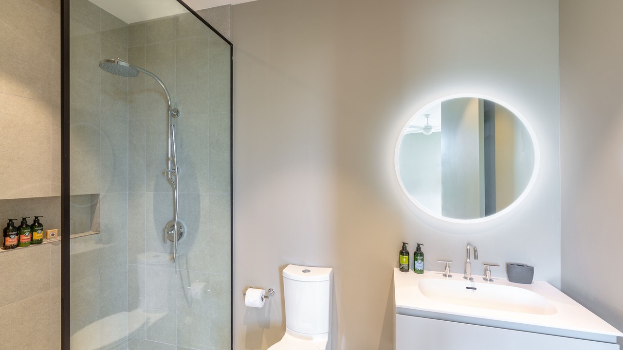 Photo of Bathroom in Long Bay Hills