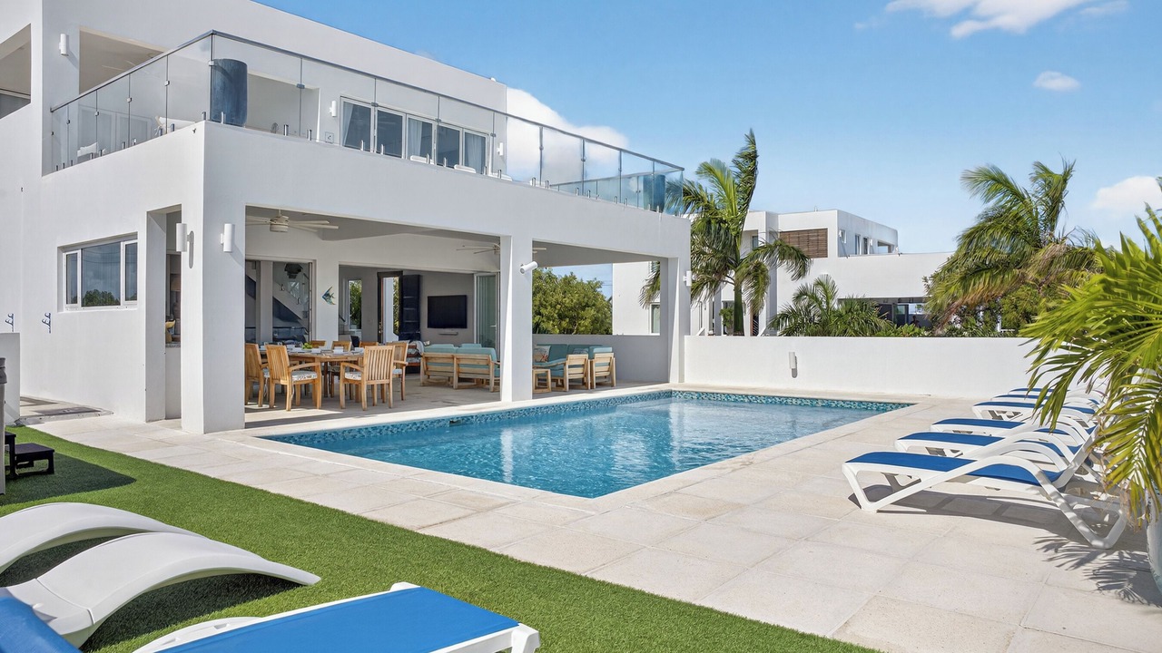 Photo of Outdoor in Long Bay