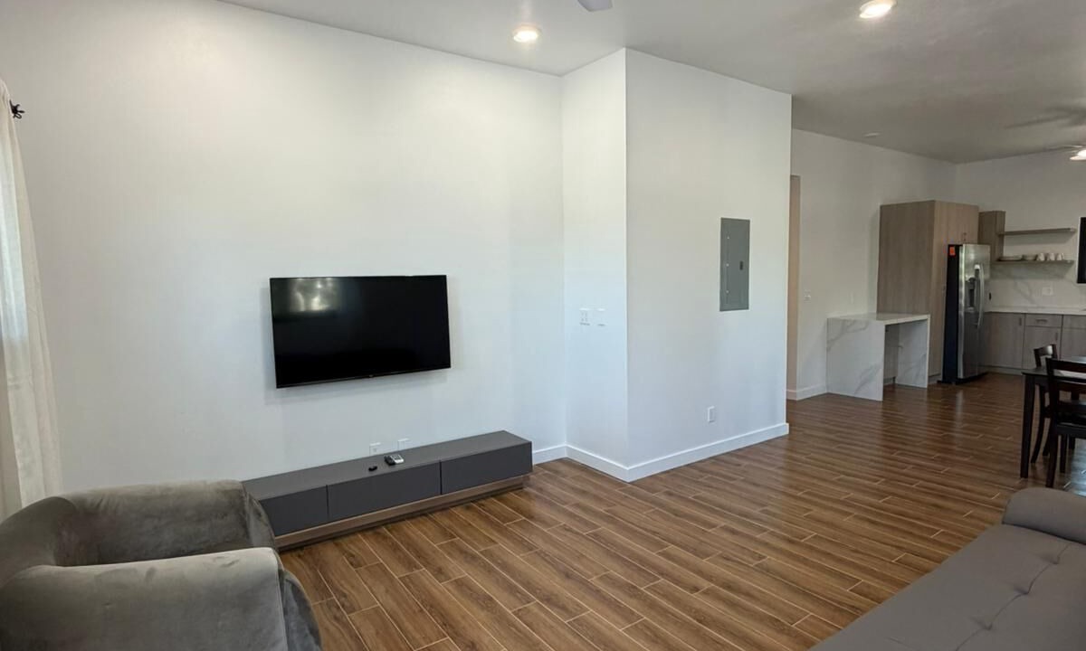 Photo of Livingroom in Juba Sound