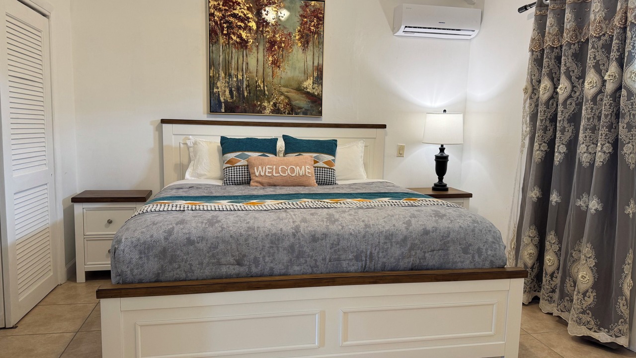 Photo of Bedroom in Discovery Bay