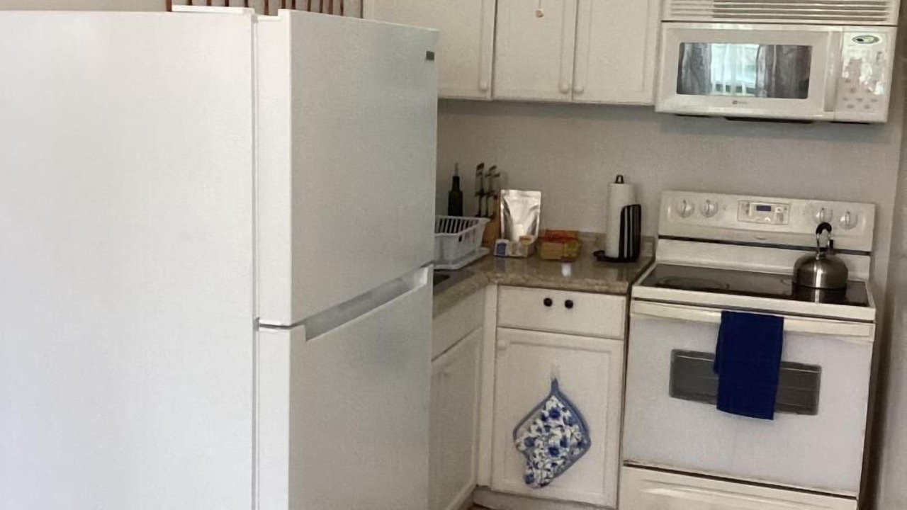 Photo of Kitchen in Cockburn Town