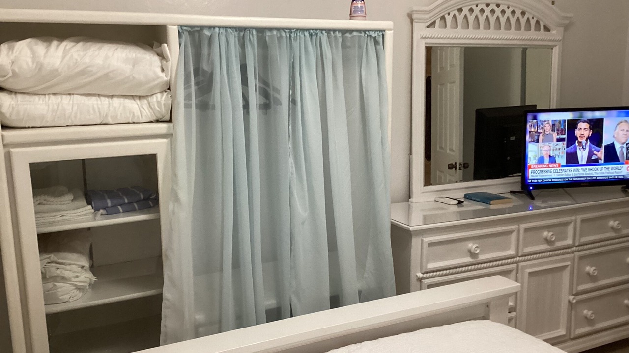 Photo of Bedroom in Cockburn Town