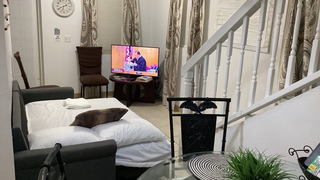 Photo of Bedroom in Cockburn Town