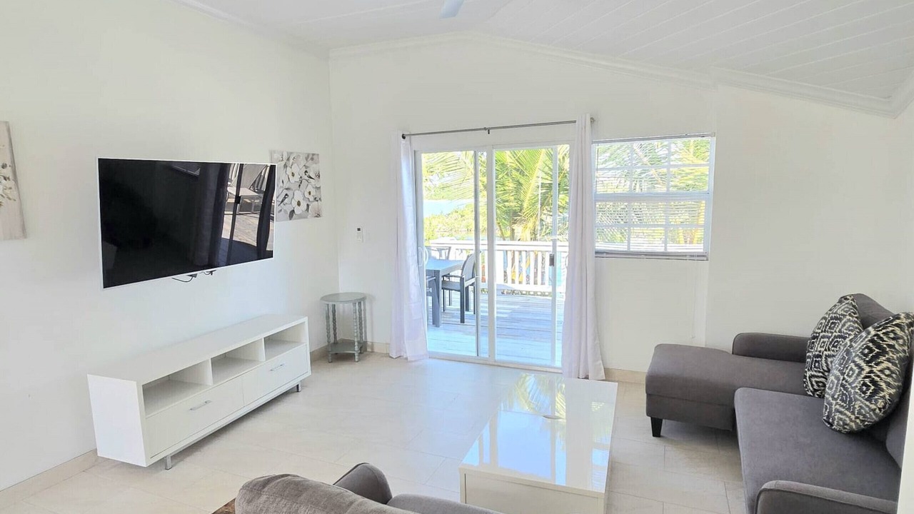 Photo of Livingroom in Ocean Point