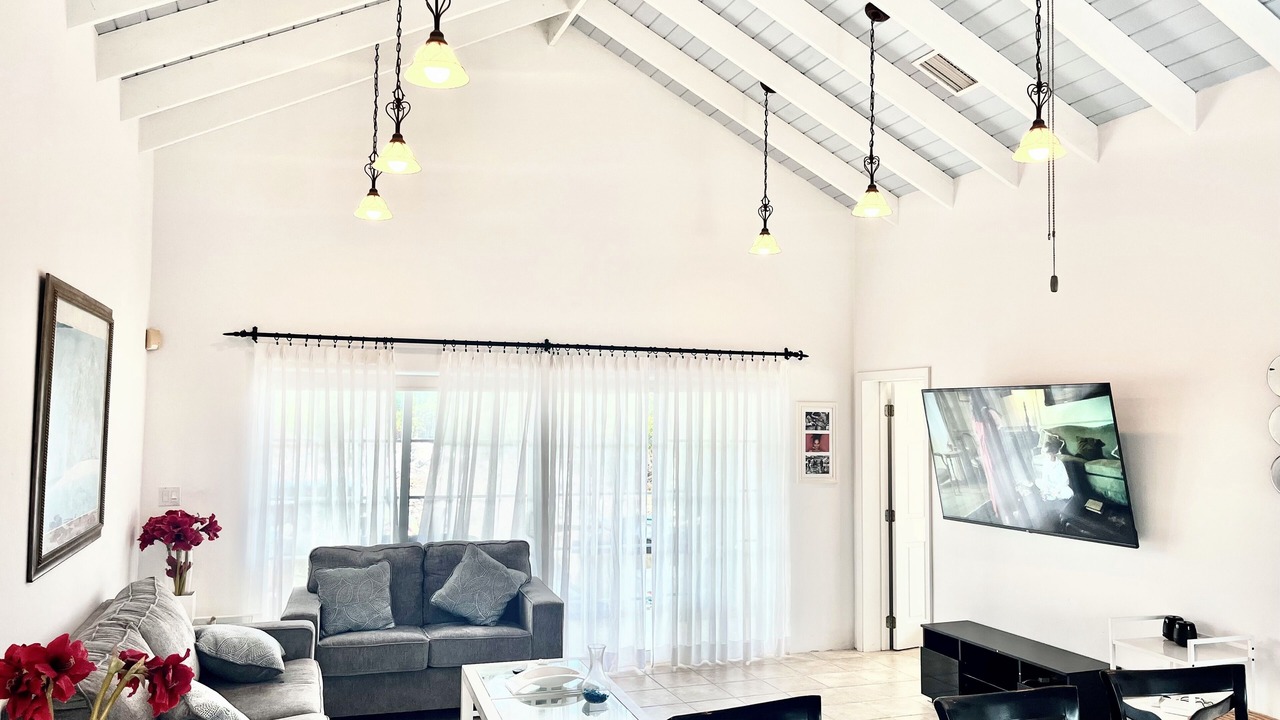 Photo of Livingroom in Providenciales