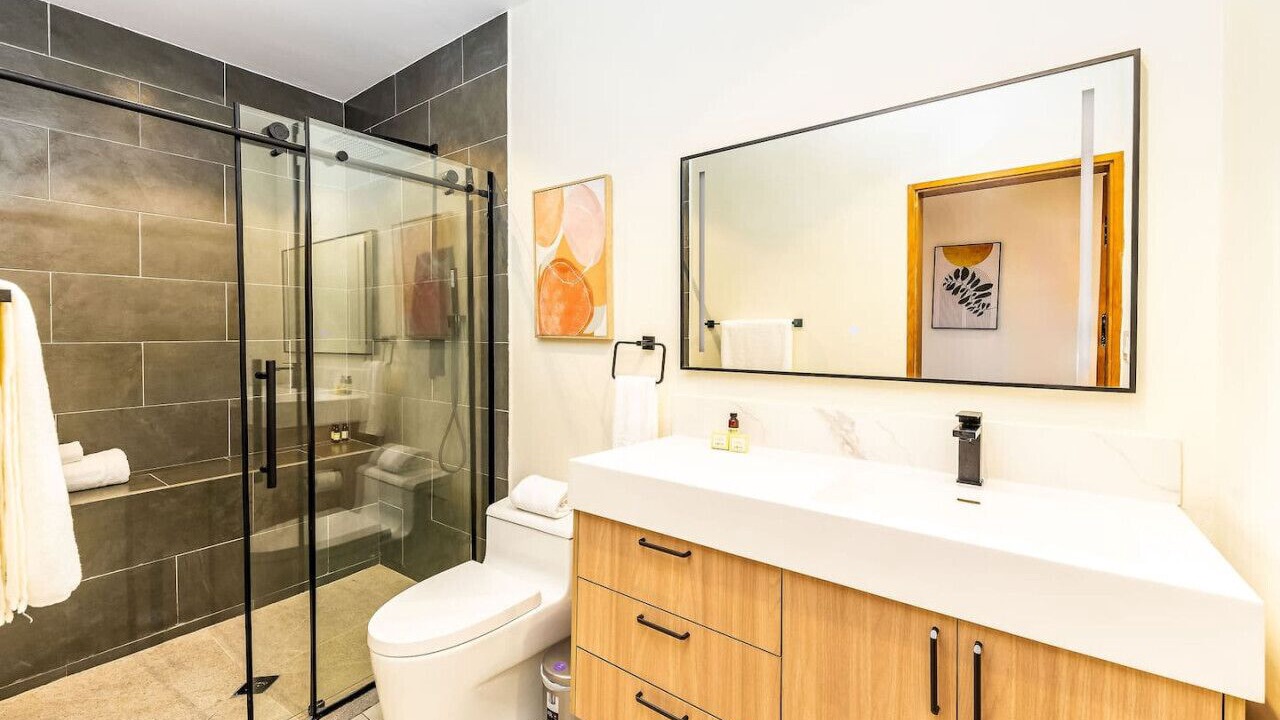 Photo of Bathroom in Long Bay