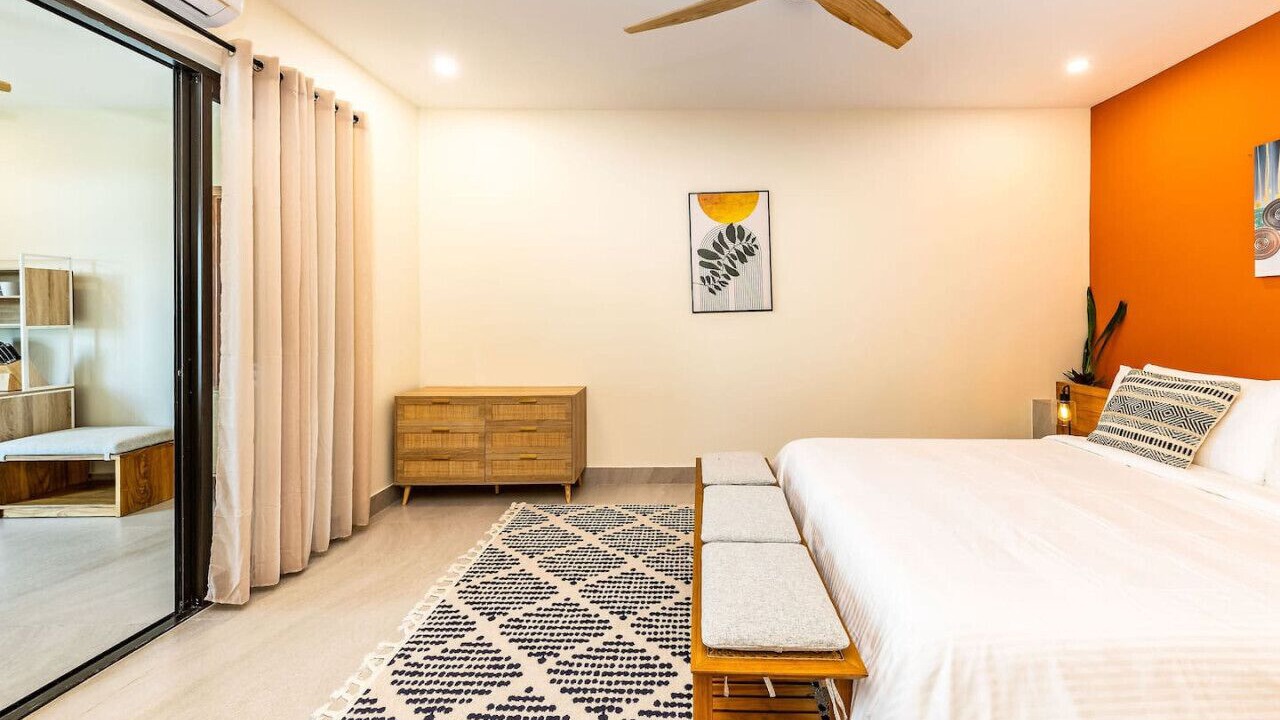 Photo of Bedroom in Long Bay