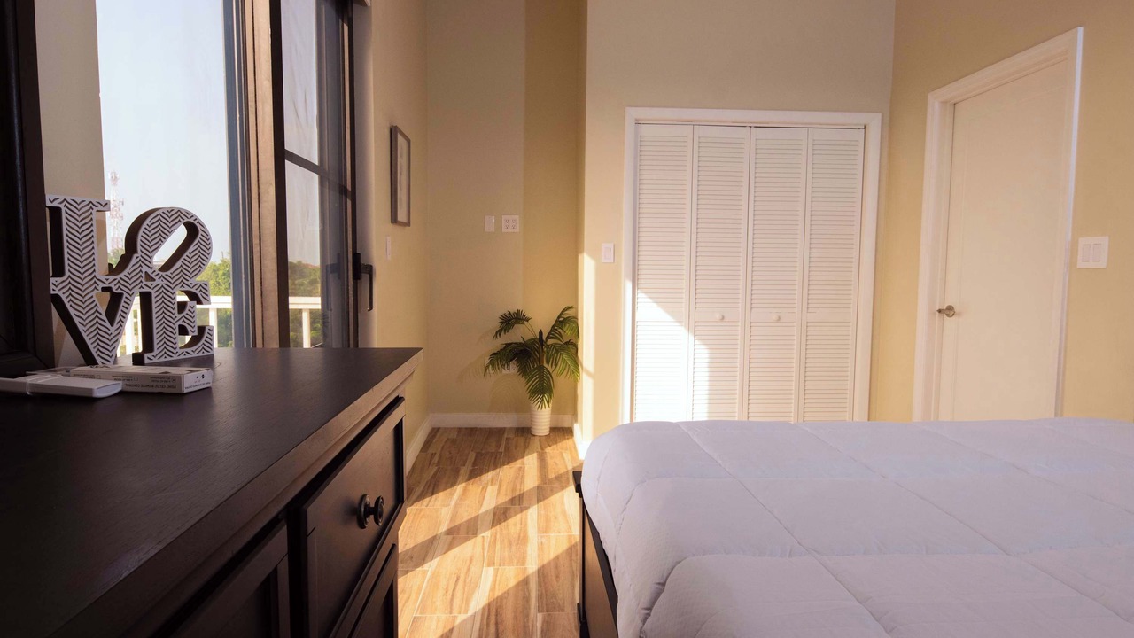 Photo of Patio Balcony in Leeward Settlement